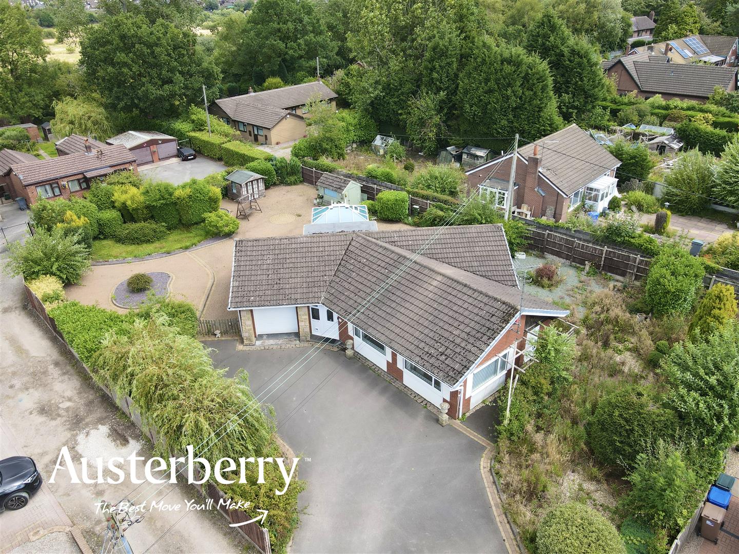 3 bed property in The Wood, Stoke-On-Trent